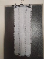 Asztali futó terítő fehér színű 32*87cm ( jó)