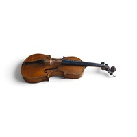 Stradivari hegedű-tokkal