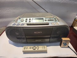 Retro Sony CFD-S03CPL CD rádiósmagnó távirányítóval kazetta boombox sétálómagnó hi-fi m5
