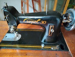 Csepel 30 elektromos varrógép
