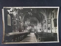 Díszes barokk templombelső oltárokkal "Ezer székely leány nap 1933 július 2." felirattal a hátoldalo