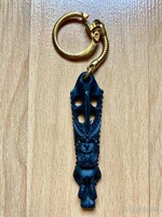 Faragott  tiki figura -  kulcstartó