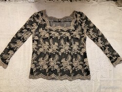 BLÚZ -  ARANY HÍMZÉS - mell - 96 cm - hossz - 58 cm - HIBÁTLAN