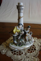 Alt Wien porcelán lámpatest, figurális díszítéssel
