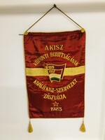 Szocialista, KISZ zászló 1983-ból
