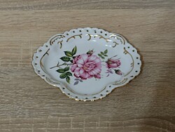 Aquincum (Budapest) áttört szélű porcelán dísztálka rózsa mintával
