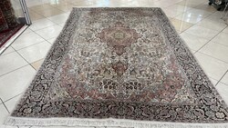 4599 SUPER ÁRON!!! Kasmíri hernyóselyem Isfahan kézi perzsa szőnyeg 180X275CM
