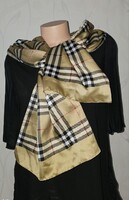 Burberry-kockás  női  kendő