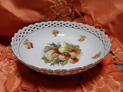 Áttört szélű  porcelán, gyümölcsös  kínáló tál,  asztalközép