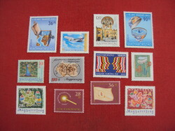 Magyar postatiszta bélyegek blokkok névértéken eladók-He-25