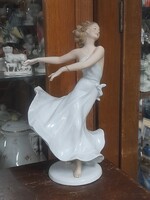 Német,Germany Schaubach Kunst Licnte-Wallendorf 1953-1962 Táncosnő,Balerina Porcelán Figura.24 cm.