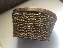Barna fonott kosár, kaspó 15x18 cm