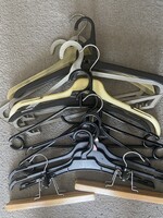 15 pcs Mixed Hanger Pack