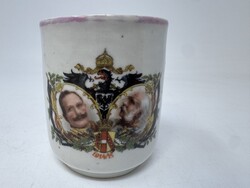 Antik I. világháborús hazafias porcelán csésze II. Vilmos és Ferenc József portéjával