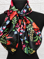 Folk Patterned Scarf – 70×70 cm