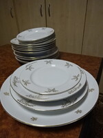 Csehszlovák Thun porcelán tányérkészlet, 3 x 6 darabos. Jókai