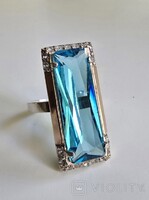 925-ös sterling ezüst gyűrű. 9 karátos arany. Swarovski cirkónia. Súly: 7,01 g. Méret: 17,5/55/ 7,25
