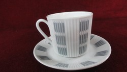 LILIEN porcelán Ausztria  teáscsésze + alátét,. Magassága 7 cm. 5 db együtt eladó . Vanneki!