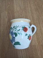 Régi porcelán hasas bögre élénk színekkel.