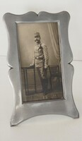 Antik fém fotó tartó. K.u.K. katona. 1908