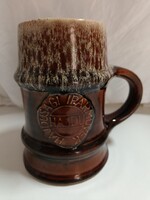 Zsolnay pirogránit sörös korsó, Fürtös György terve, öttornyos pecsét - 16 cm
