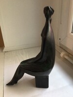 Női akt szobor, kerámia, Jitka Forejtova csehszlovák iparművész tervezte az 1960-as években. Gyűjtői
