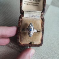 Art Deco arany gyűrű zafirral és gyémánttal