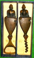 1950'S RÉZ FIGURÁLIS palack bontó és dugóhúzó -HUNYADI FEKETE SEREG PÁNCÉLOS LOVAG-14cm/db dobozával
