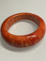 Rózsaszínes narancssárga bakelit karkötő a 60-as évekből, 6,8 cm belső átmérő