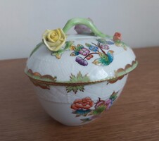 Herendi porcelán szív alakú bonbonier, IKARUS felirattal, rózsafogókkal