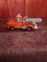 Disney Pixar Cars 3 Verdák Rescue Squad Mentőcsapat matuka tűzoltó autó
