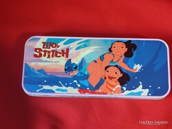 STITCH FÉM DOBOZ, TÁROLÓ, TOLLTARTÓ