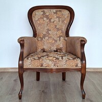 Alig használt, tiszta, újszerű, olasz luxus karosszék