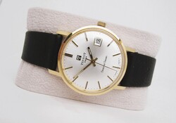 GYÖNYÖRŰ,TISSOT 18 K ARANY ,NAPTÁRAS KARÓRA,1978