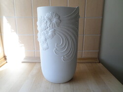 Kaiser fehér biszkvit porcelán váza 30,5 cm
