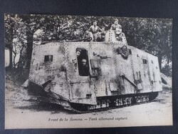 Antik képeslap  I. világháború zsákmányolt német A7V harckocsi a Somme-fronton  1914/18