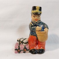 Régi Berky Nándor kerámia postás fiú figura csomagokkal – 9 cm