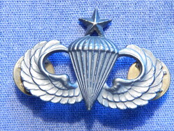 Eredeti amerikai katonai ejtőernyős (Senior Parachutist Badge) jelvény eredeti pillangócsatokkal