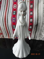 Aquincum  porcelán figurális szobor, Hófehérke, magassága 24 cm. Vanneki!