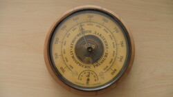 Retro Soviet Aneroid Barometer and Thermometer in Wooden Case – Fully Functional, Excellent Condition! (23 cm)