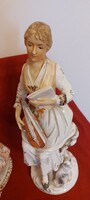 Hegedűs hölgy kiskutyával 37centiméteres porcelán