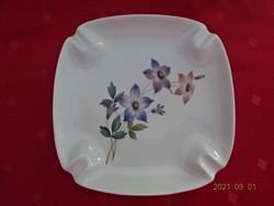 Hollóházi porcelán, virágos hamutál, mérete 16,7 x 16,5 cm. Vanneki!