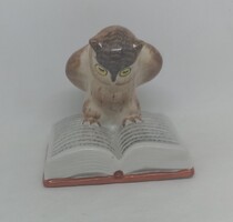 Kispest Porcelain Reading Owl!