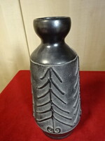Nádudvari fekete kerámia váza fenyő mintával,  magassága 24 cm. Jókai