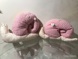 CSIGA - 2 db - PAMUT - KÉZMŰVES - 16 x 11 cm  - NÉMET - GYŰJTEMÉNYBŐL - HIBÁTLAN