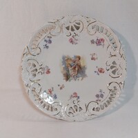 Vintage áttört szélű, angyalkás porcelán dísztányér aranyozással (21,5 cm)