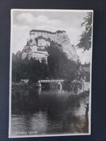 Antik képeslap Oravský zámok / Árva vára – folyóparti látkép, Szlovákia 1928