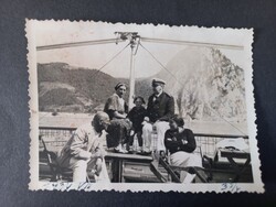 Régi fotó Családi csoport hajó fedélzetén, 1930-as évek