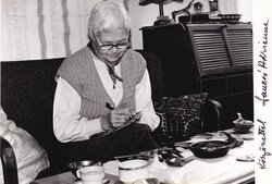 Jancsó Adrienne (1921-2006) színész, aláírása az őt ábrázoló fotón