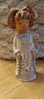 Antalfiné Szente Katalin (ASZK) kerámia figura – Copfos lány 21 cm